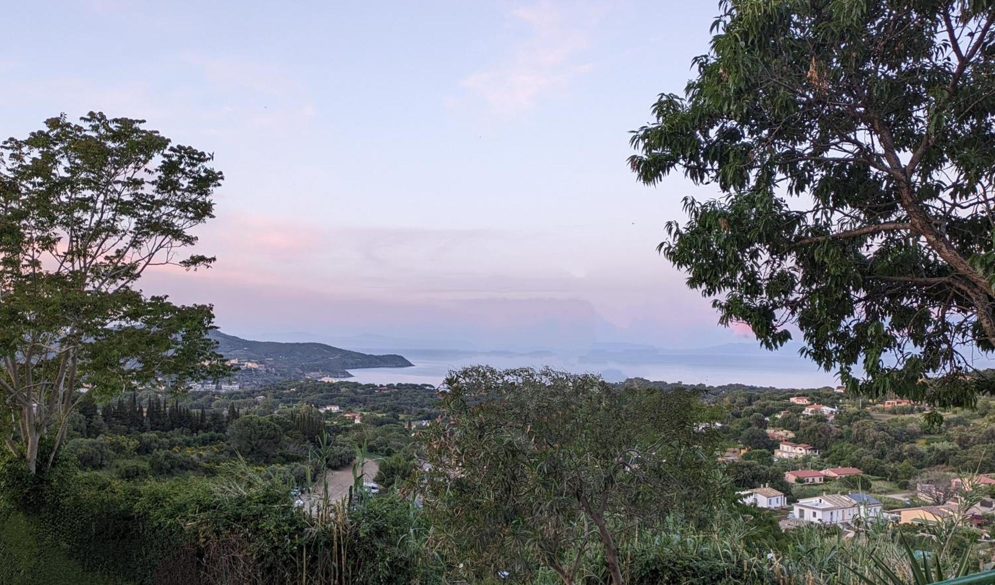 Casa Maddi Casa Vacanze Con Vista Mare Vicinissima Al Centro Capoliveri  Eksteriør billede